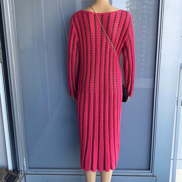 Vintage Pink Midi Dress – A Symphony of Grace - Picture 4 of 11